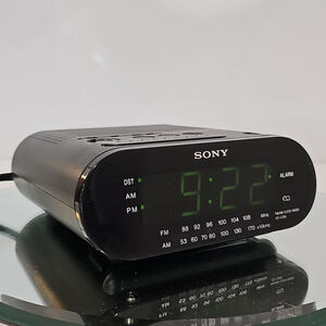 Sony ICF-C218 AM/FM Dream Machine Alarm Clock Radio Black - Tested & Working